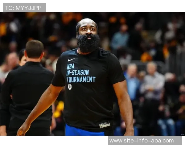 哈登首节表现回顾6投2中斩获9分1篮板4助攻1抢断展现全能风采