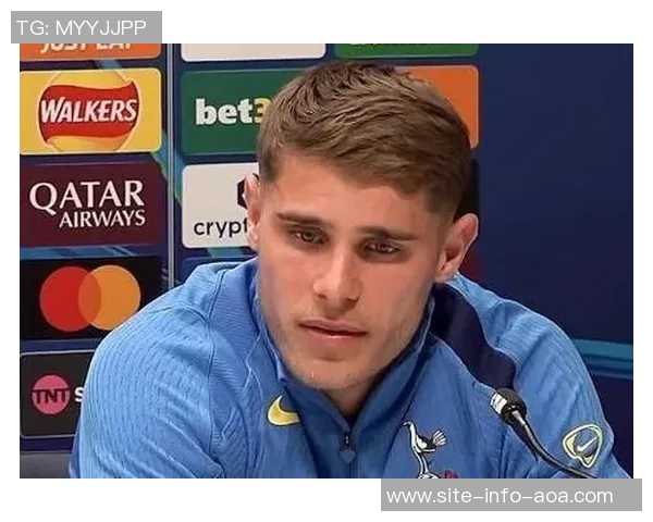 昔日主帅范德芬解析澳波执着战术全场压迫的背后故事